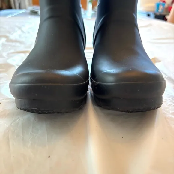 Hunter original boots short insulated waterproof black SZ 7 Worn Once