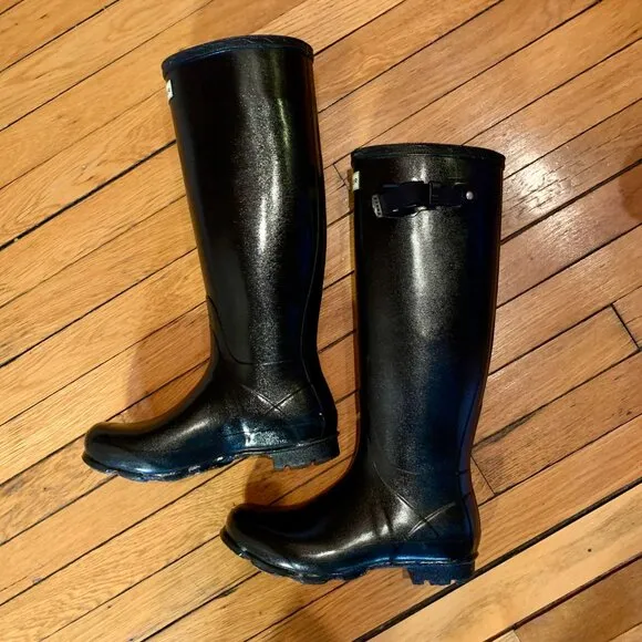 HUNTER Original Women's Tall Waterproof Rain Boots | Gloss Black | 8