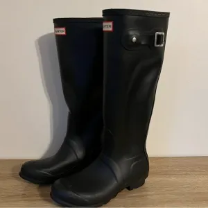 Hunter Women’s Original Tall Rain Boots Black Size 8