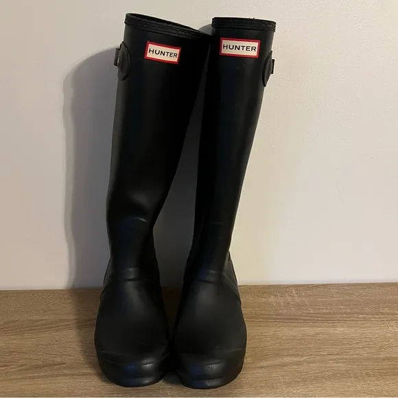 Hunter Women’s Original Tall Rain Boots Black Size 8