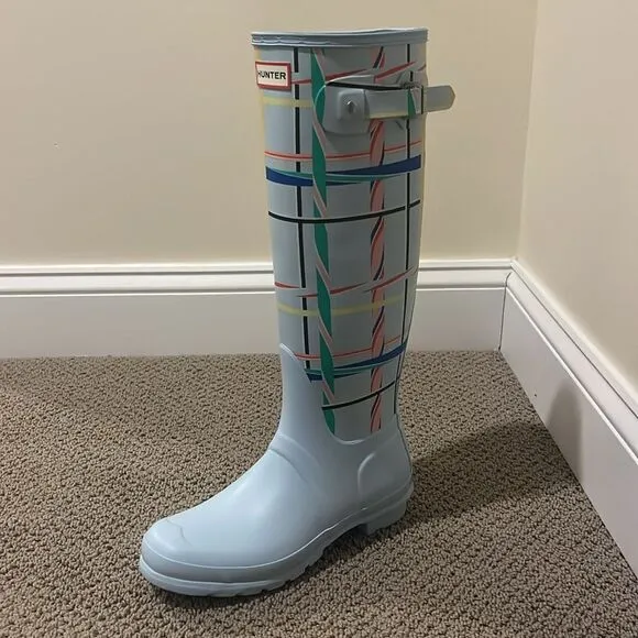 Hunter Original Tall Tartan Rain boots in Boat Blue | size 8