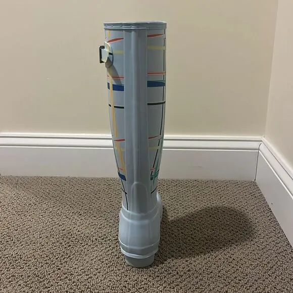 Hunter Original Tall Tartan Rain boots in Boat Blue | size 8