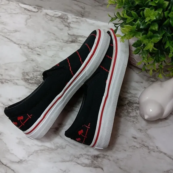 IN-N-OUT BURGER Kids Unisex Black Drink Cup Shoes Slip-on Kids 5/Women 6.5