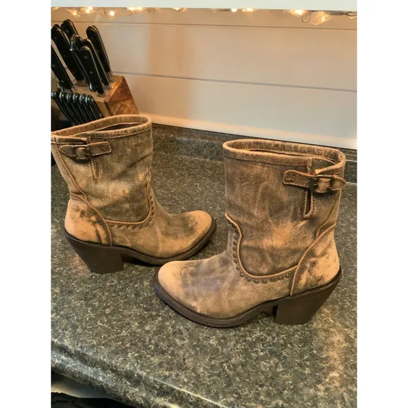 Independent Boot Company Aged Ankle Boots