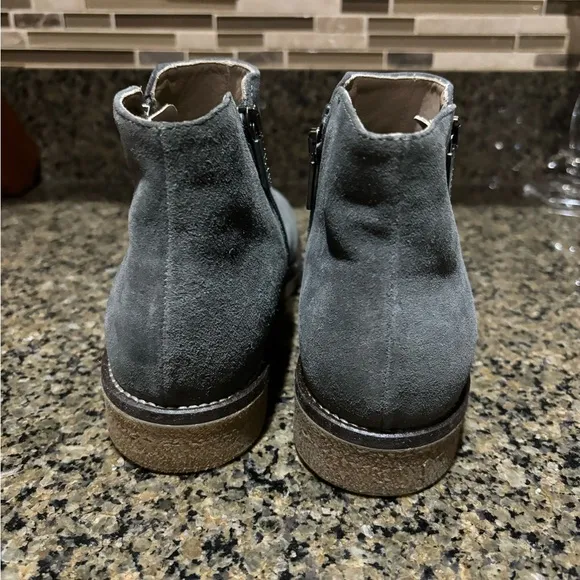 Italeau handmade in Italy Foliana waterproof ankle boots