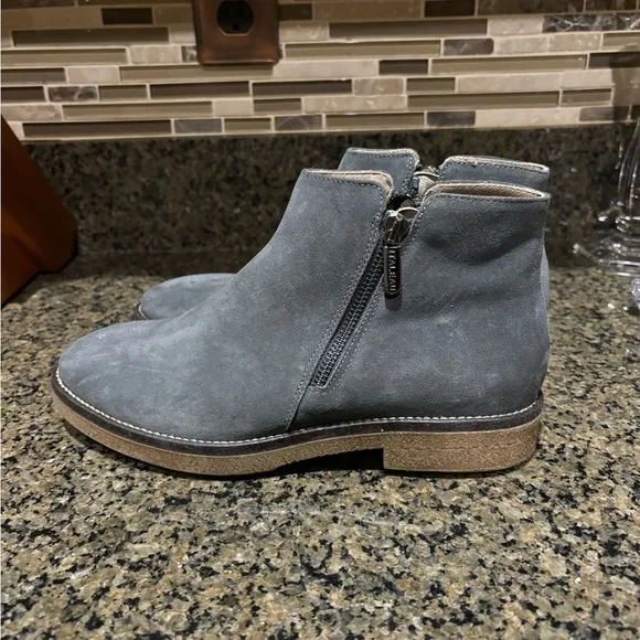 Italeau handmade in Italy Foliana waterproof ankle boots