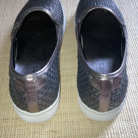 J Slides NYC woven slip on tennis shoes in Pewter Sz 8.5