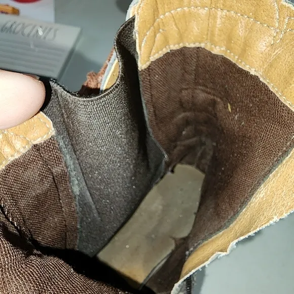 JAFA Gray Tan Leather Laces Detail Well Loved Distressed Zip Close Ankle Boots 6