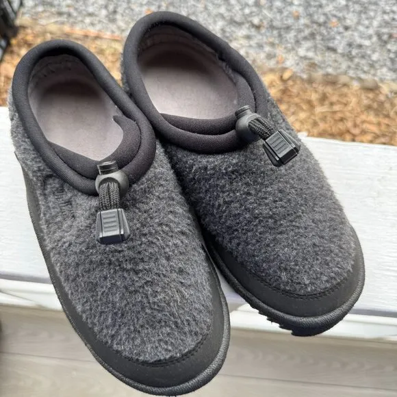 Jibs Gray Wool Blend Slip-On Slippers Rubber Soles &amp; Adjustable Toggle Closure