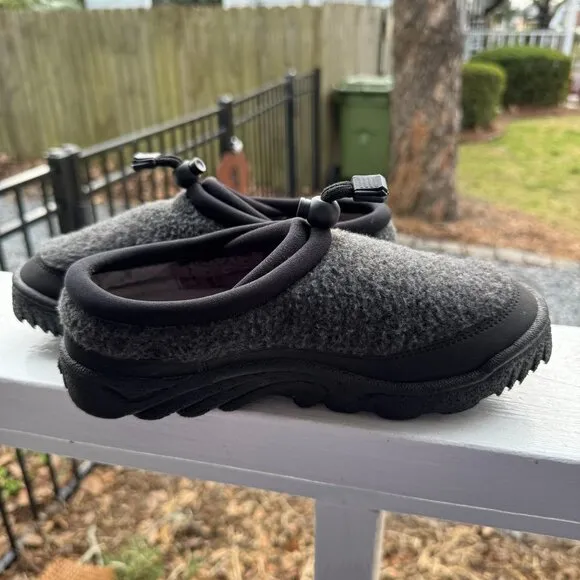Jibs Gray Wool Blend Slip-On Slippers Rubber Soles &amp; Adjustable Toggle Closure