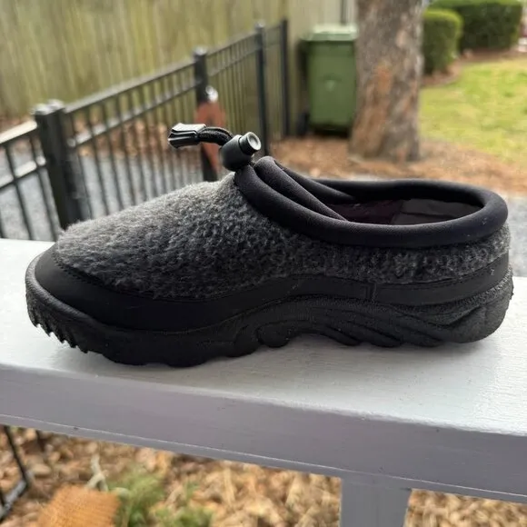 Jibs Gray Wool Blend Slip-On Slippers Rubber Soles &amp; Adjustable Toggle Closure