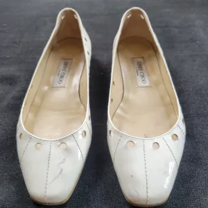 Jimmy Choo White Patent Leather Flats Shoes Size 38.5 (8.5)