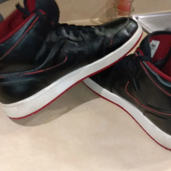 Jordan 1 sb