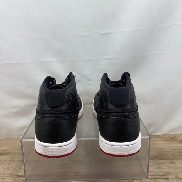 JORDAN ACCESS 'BLACK GYM RED' Men’s Size 11