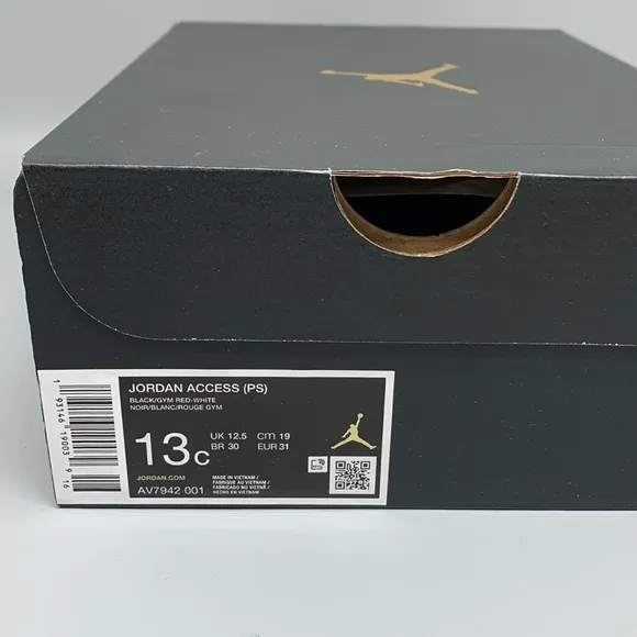Jordan Access PS Black Gym Red Shoes AV7943-001 Kids Sz 13C