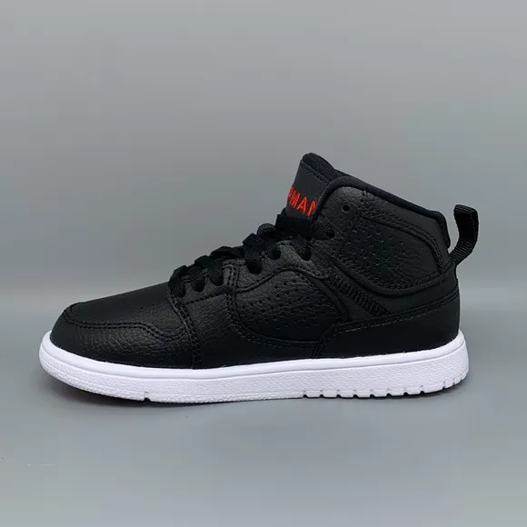 Jordan Access PS Black Gym Red Shoes AV7943-001 Kids Sz 13C