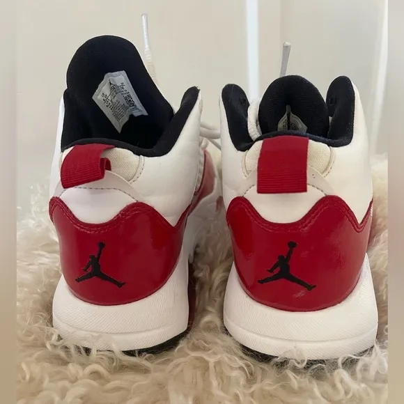 Jordan Shoes Jordan Maxin 200 'White Gym Red”