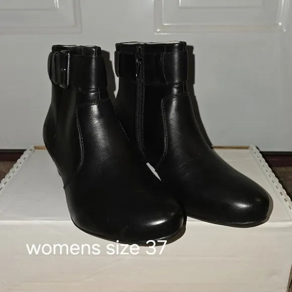 Josef Seibel Ankle Boots