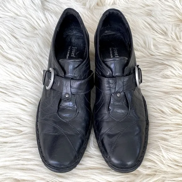 Josef Seibel Black Leather Healed Buckled Shoes sz 9.5 Comfy Corp Core Emo