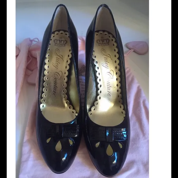 Juicy Couture Savannah Black Patent Leather Pump sz.6.5