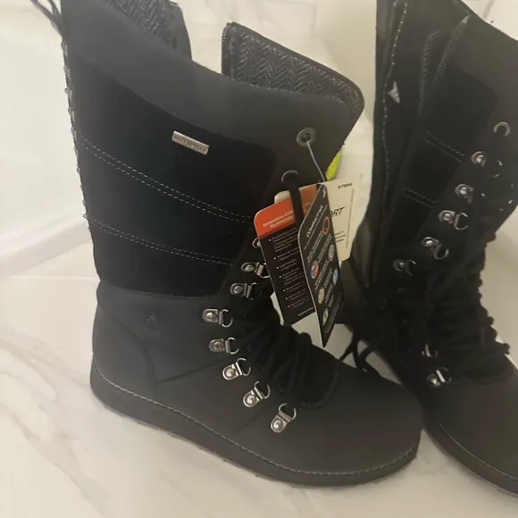 KAMIK women’s boots waterproof 🥾