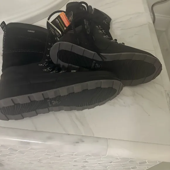 KAMIK women’s boots waterproof 🥾