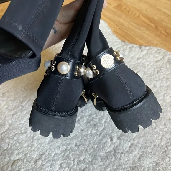 Karl Lagerfeld &quot;REESE&quot; Black Leather Pearl Detail Knee-High Boots - Size 7.5