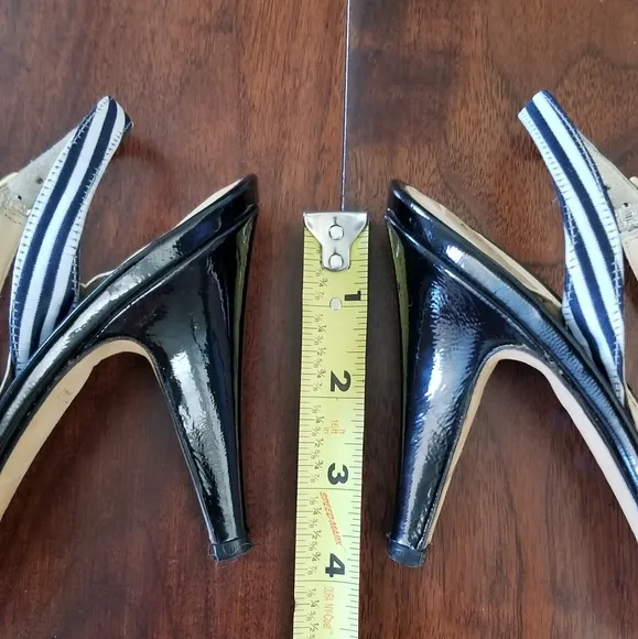 KATE SPADE NEW YORK Blue &amp; White Striped Open Toe Slingback Sandals - Size 7