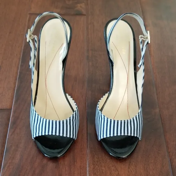 KATE SPADE NEW YORK Blue &amp; White Striped Open Toe Slingback Sandals - Size 7