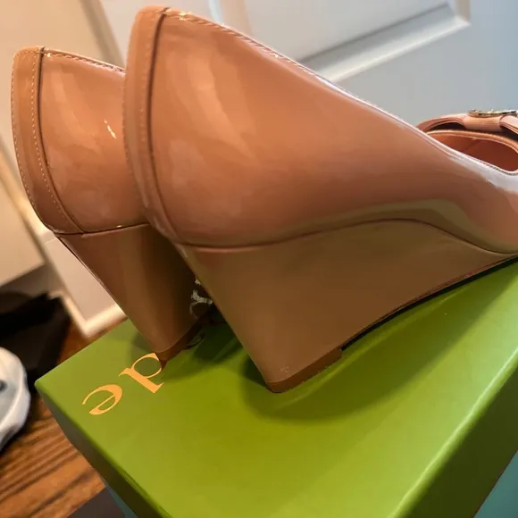 kate spade New York Wescott Fawn/Beige Patent Leather Wedge