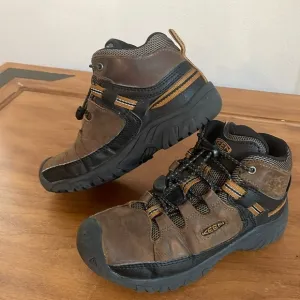 KEEN Dry Targhee Mid Waterproof Hiking Boots Youth Sz 1 Brown Leather