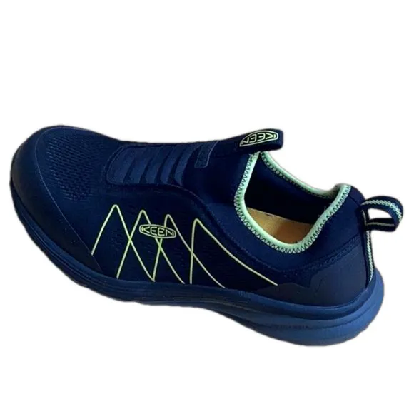 Keen mens Vista Energy slip on shoes, men's size 9. Carbon toe