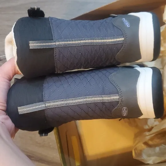 Keen waterproof kids boots