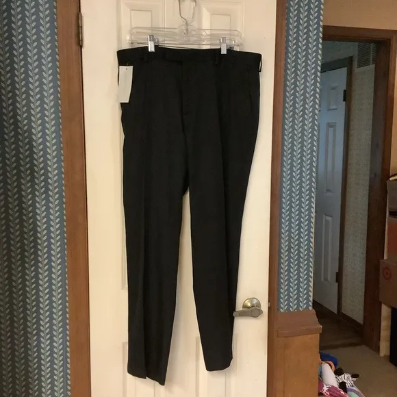 Kenneth Cole Reaction Slim Fit Dress Pants Black 38W x 30L New