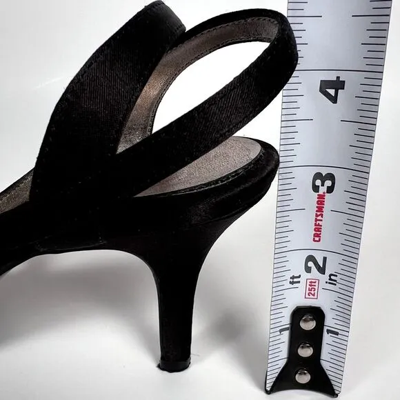 Kenneth Cole Reaction Sz 6 Open Toe Heeled Cross Strap Sandals 50631 Black
