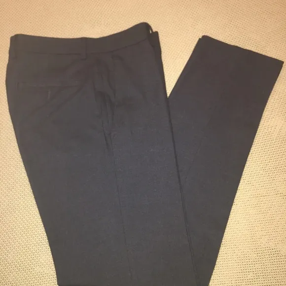 Kenneth Cole slim fit dress pants. 30x32