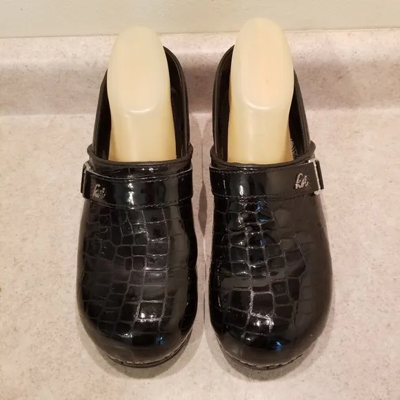 Koi Sanita 41 Black Patent Leather Croc Animal Print Clogs Slip On 10.5 11 Comfo