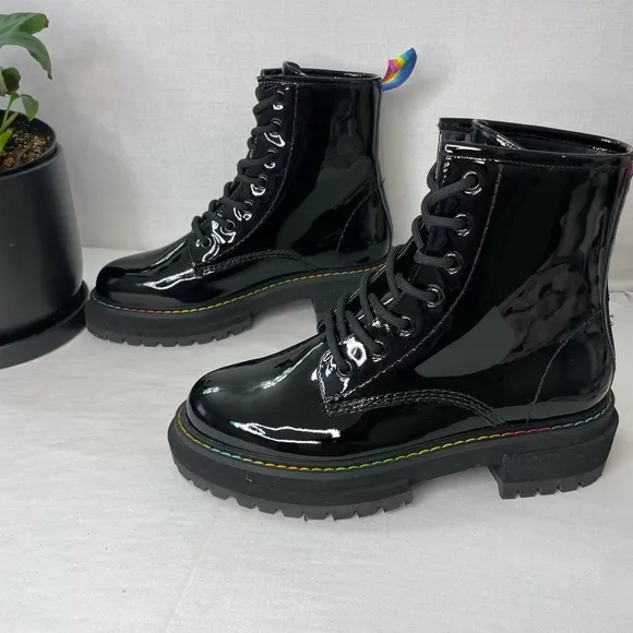 KURT GEIGER LONDONWomen's Birdie Patent Leather‎ BlackCombat Boots