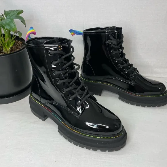 KURT GEIGER LONDONWomen's Birdie Patent Leather‎ BlackCombat Boots
