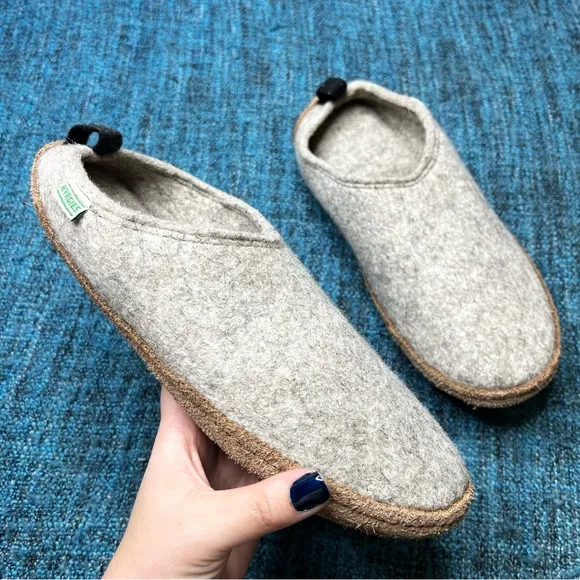 Kyrgies Indoor Wool Slippers in Oatmeal Slip on Mules 42