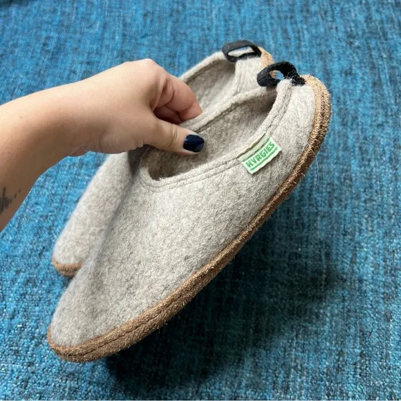 Kyrgies Indoor Wool Slippers in Oatmeal Slip on Mules 42