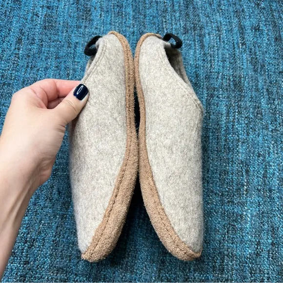 Kyrgies Indoor Wool Slippers in Oatmeal Slip on Mules 42