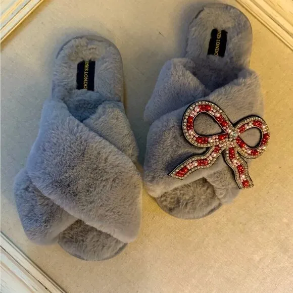 Laines London Classic Slippers with beautiful detailed bow 8.5