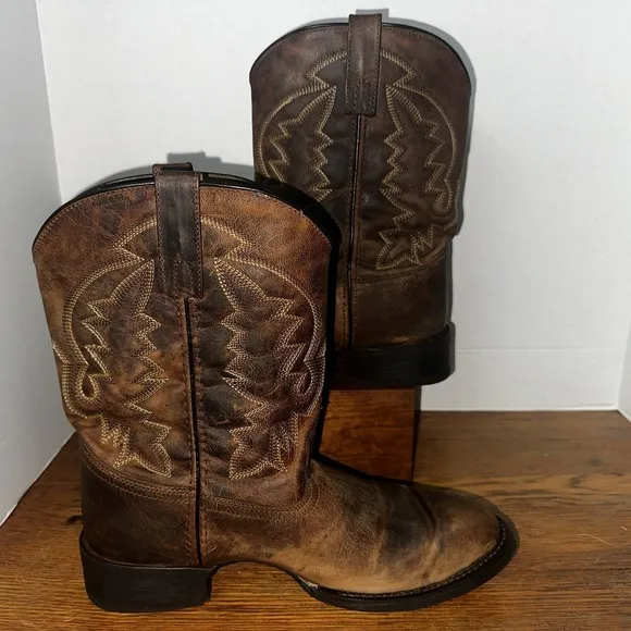 Laredo Distressed Leather Boots Men Size 10.5EW