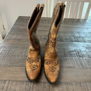 Laredo Womens Rose Western Boots Mid Calf Low Heels Snip Toe Western Size 6 1/2