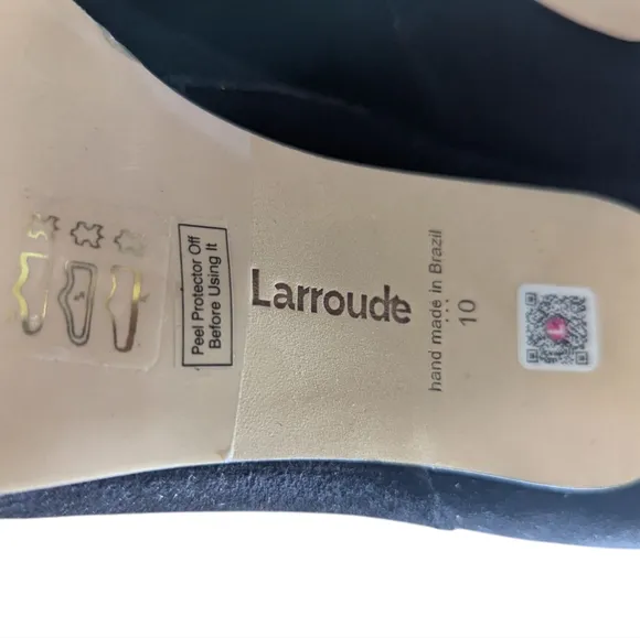 Larroudé's Mini Kate Elegant Black Ankle Boots...Size 10