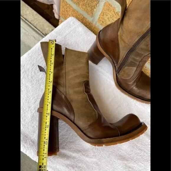 Laura and Angel leather boots size 38/8