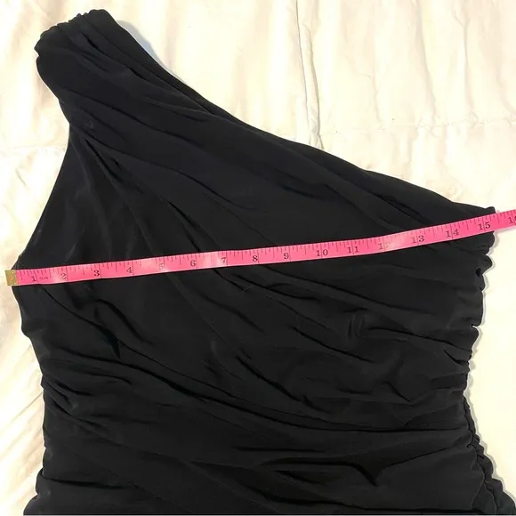 Lauren Ralph Lauren Black One Shoulder Fit and Flare Mini Dress  LBD  SZ 12 EUC