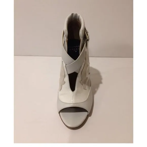 Laurence Dacada Peep Toe White Leather Ankle Boot Size 35EU NEW