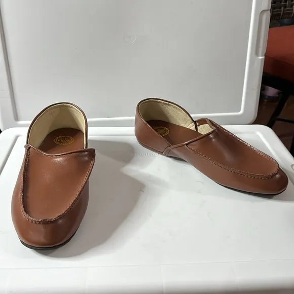 L.B. Evans Chicopee Leather Men’s Slippers in cognac size 11